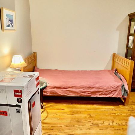 B3 A Private Room In Naperville Downtown With Desk And Wi-Fi Near Everything ภายนอก รูปภาพ